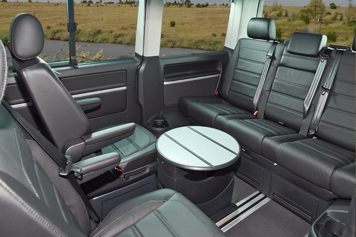 VW Multivan 2010 салон